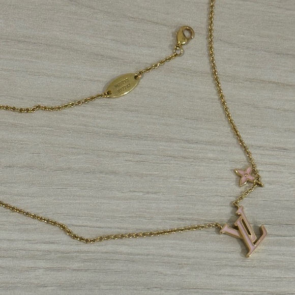 Authentic LV necklace - Picture 6 of 6